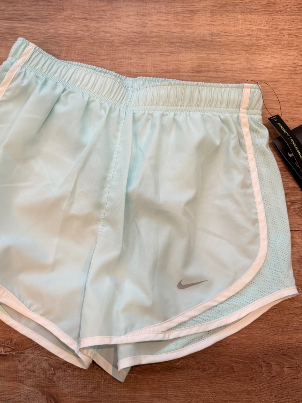 Nike Dri-Fit Women's Light Pastel Athletic Shorts with Built-in Liner Sz Small